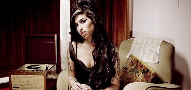 A cantora Amy Winehouse (1983-2011) em foto de divulgação