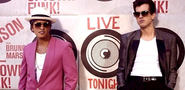 Bruno Mars e Mark Ronson em cena do clipe "Upton Funk!" - Reprodução